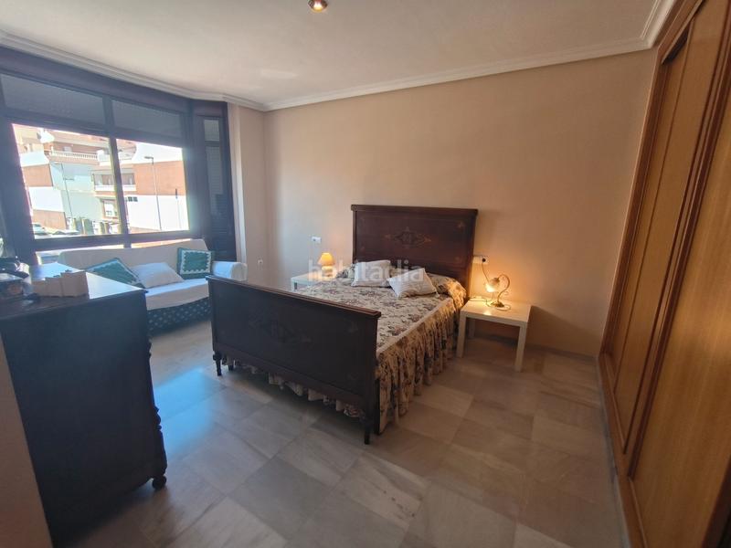 Foto 653fbd00-85c3-43d8-add6-745c8b5d349a. Casa bifamiliare con riscaldamento in San Luis Almería