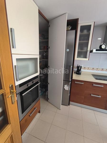 Foto 0e1ca5a8-0504-4269-813c-530bcf4ed008. Casa pareada en San Luis Almería