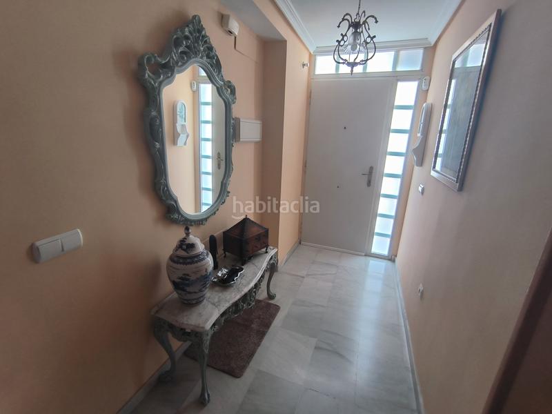 Foto 12dbec9f-95c7-4ed4-9735-b21631fe8261. Casa pareada en San Luis Almería