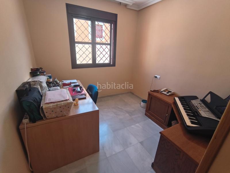 Foto 5b5ff0fe-bf48-4f4c-a098-3262677b5265. Casa pareada en San Luis Almería