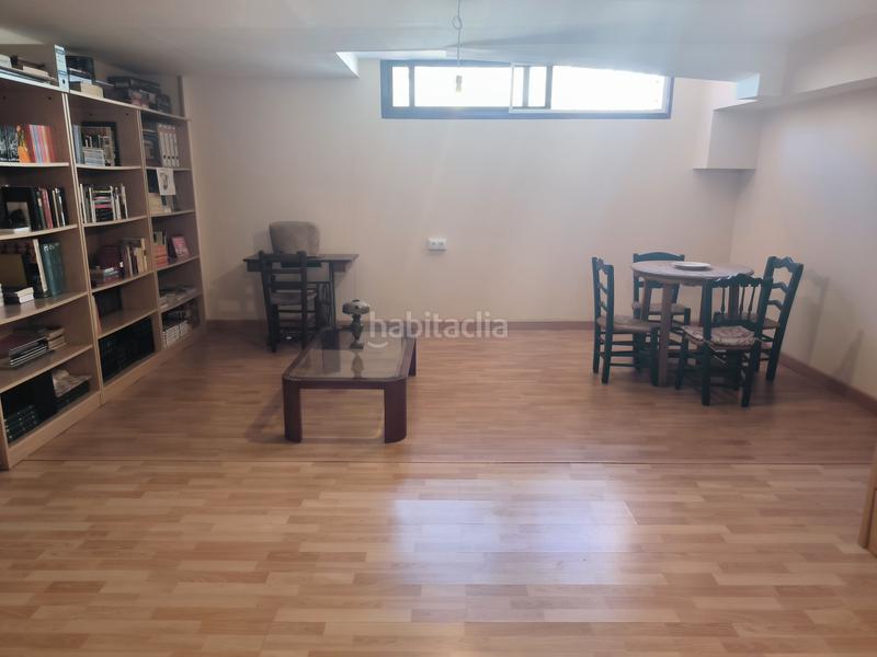 Foto e6937589-0e92-4de0-828d-1f014787c8cd. Casa pareada en San Luis Almería