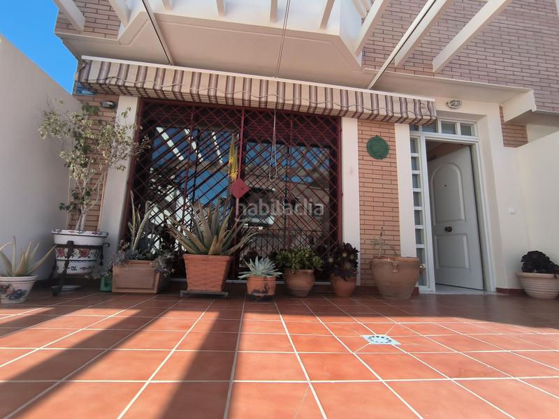 Foto ea4eb69d-d88f-4210-90e5-de7af25cbaf5. Maison jumelée avec chauffage dans San Luis Almería