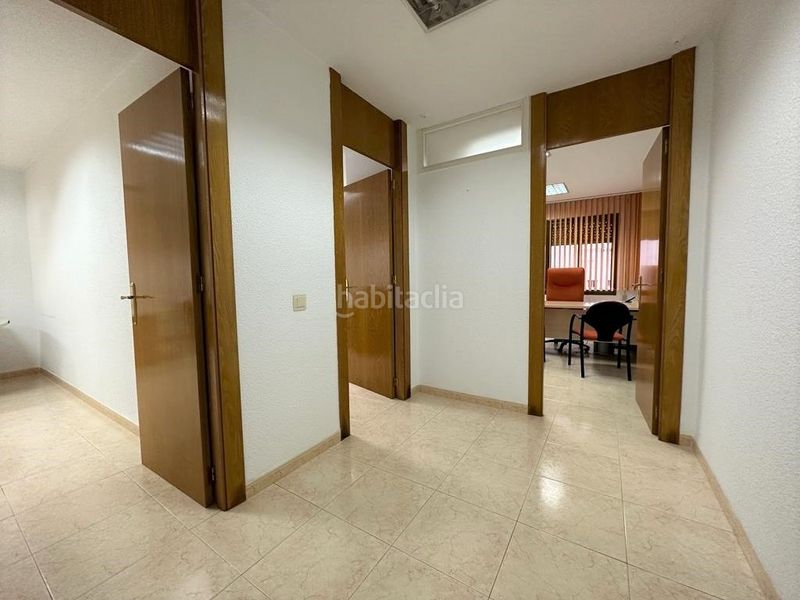 Foto 0815c2f3-0663-4220-bad6-f9c28d61811b. Miete büro in Centro Almería