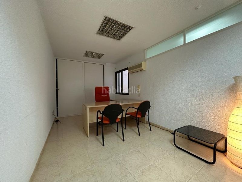 Foto 62cc18d8-1952-448f-9dfa-e2bdae58dd04. Miete büro in Centro Almería
