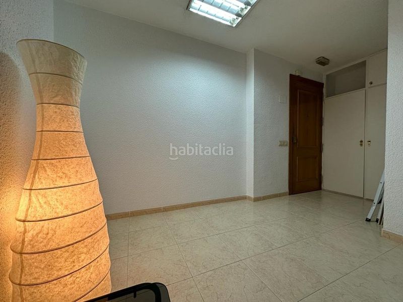 Foto b1baefad-c605-4373-bce1-99173b43ac01. Miete büro in Centro Almería