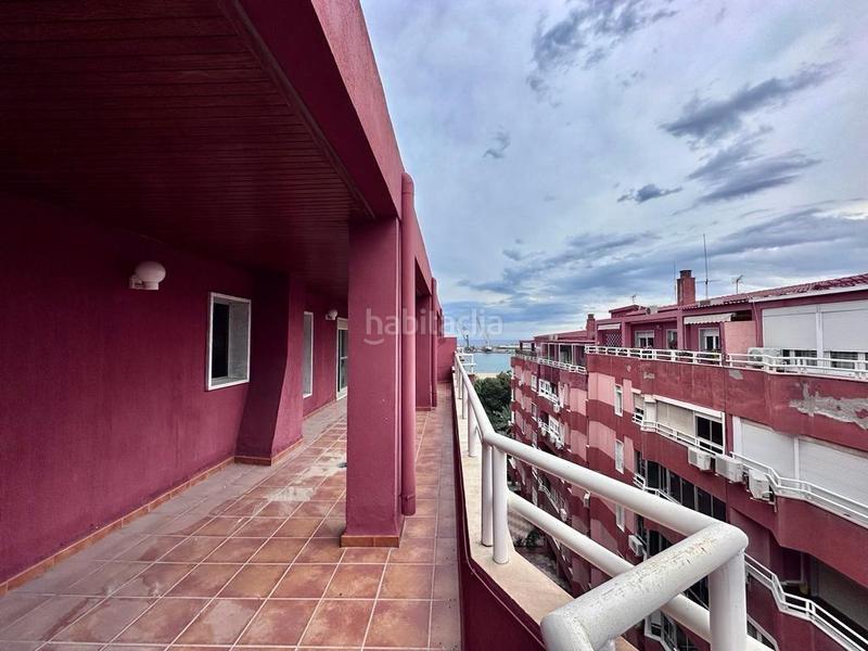 Foto bbe35990-3b9c-41ae-97e1-d9c479814310. Attique avec parking dans Centro Almería