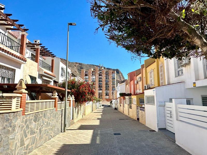 Foto 459a9493-0d34-48fd-a490-8fbf6744fad6. Dúplex en El Puerto Roquetas de Mar