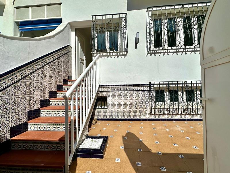 Foto 0cff6b9b-b26b-44ea-87c6-c1f0e03d0e24. Zweistöckige wohnung mit heizung in El Puerto Roquetas de Mar