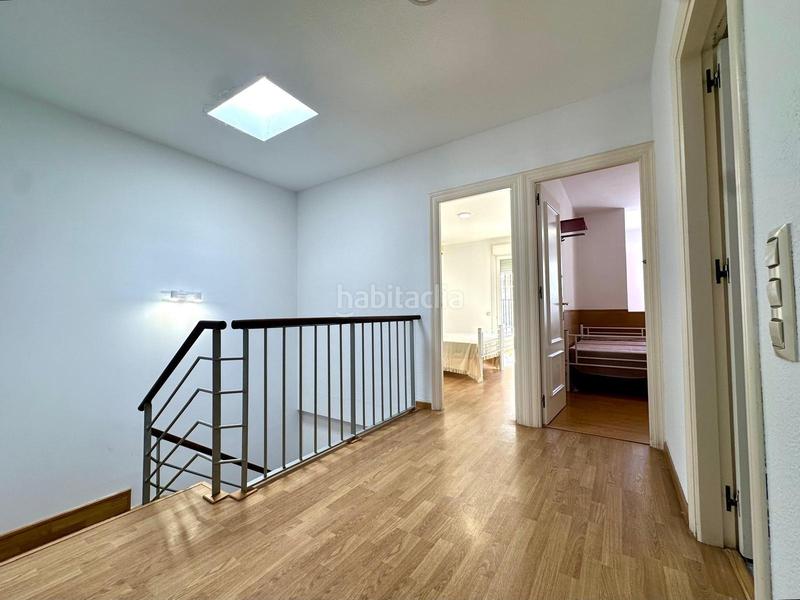 Foto 7078bf54-cb1f-432d-bec3-0c7e197188e4. Zweistöckige wohnung mit heizung in El Puerto Roquetas de Mar