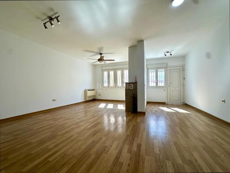 Foto c866d5dc-e34a-48b5-bbe1-34d9d85eafb1. Zweistöckige wohnung mit heizung in El Puerto Roquetas de Mar