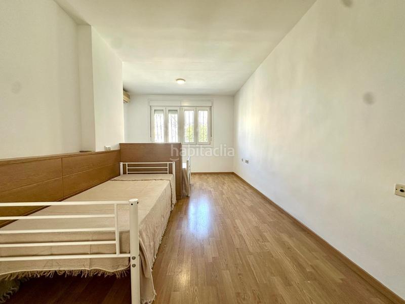 Foto ffabd080-ee4f-4c40-aa4c-9d0f4d84d1dd. Zweistöckige wohnung mit heizung in El Puerto Roquetas de Mar