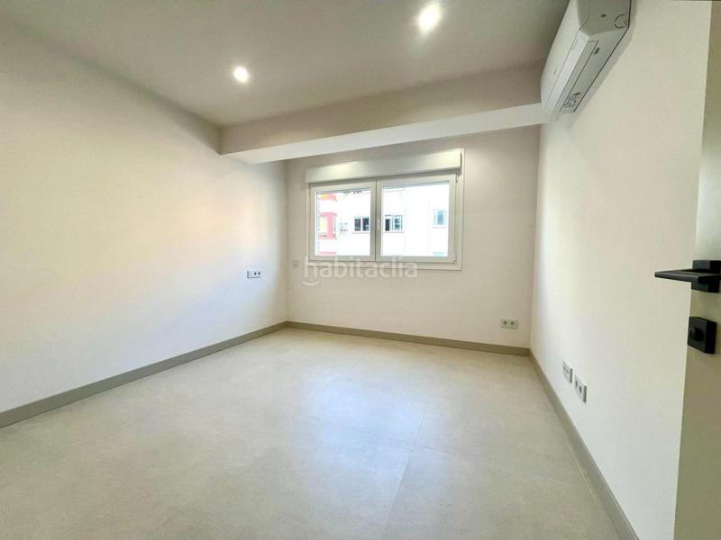 Foto 0d110d03-fa15-4922-8681-a570c533914f. Piso en Nueva Andalucía Almería