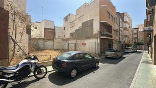 Terreno residenziale in Plaza de Toros - Santa Rita