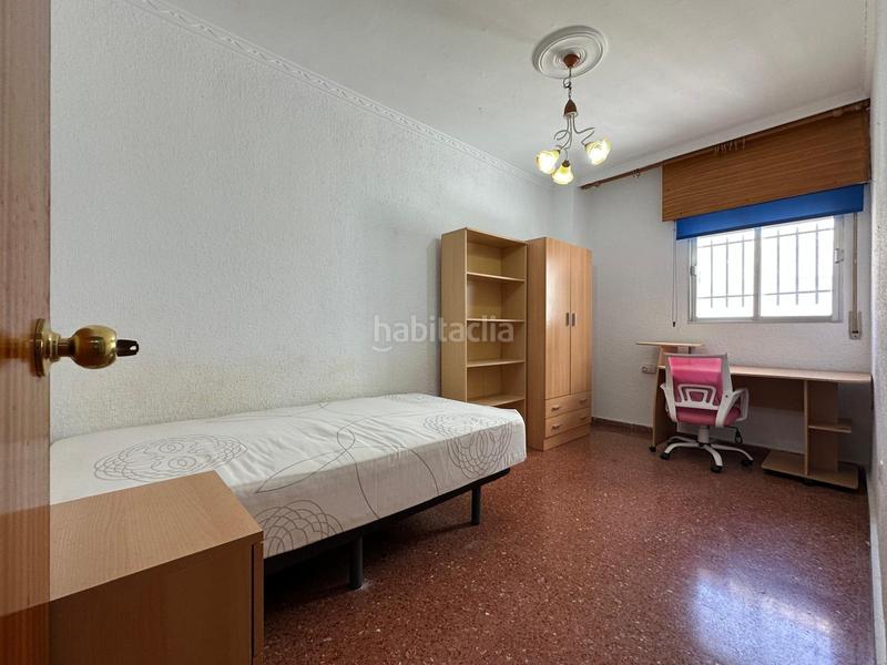 Foto ad2d7579-503b-44ce-90fd-82186b804978. Pis amb aparcament a Nueva Andalucía Almería