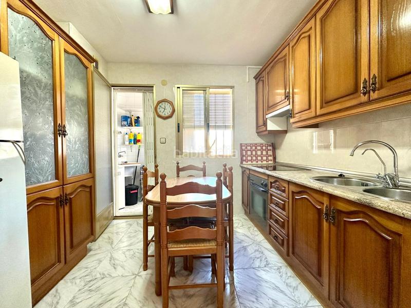 Foto a00b64c2-2136-4259-ad55-0fd1c4c8f692. Appartamento in Barrio Alto - San Félix Almería