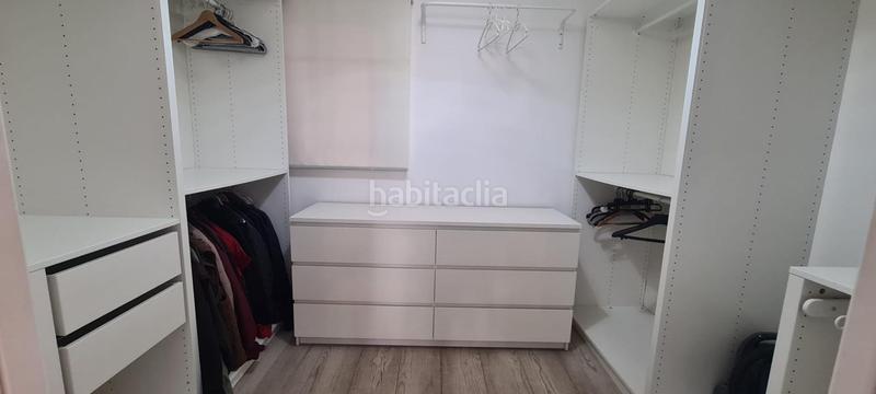 Foto 7b41b52b-edb9-4f71-b4f7-7de95d54b3e5. Alquiler piso amplio y moderno piso en almeria, zona altamira en Almería