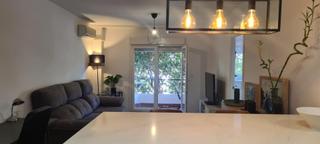 Location Appartement à Oliveros - Altamira. Amplio y moderno piso en almeria, zona altamira