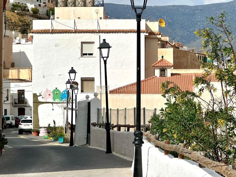 Foto ab3d1171-67a9-402b-b1d5-3f880035d3de. Casa a Abla