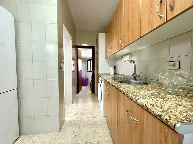 Foto 1ac8c970-8a00-414c-9e09-bf5ea3cd89f0. Casa a Ciudad Jardín - Tagarete - El Zapillo Almería
