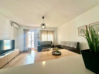 Affitto Appartamento in Oliveros - Altamira. Amplio y moderno piso reformado en el corazón de almería
