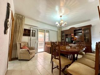 Etagenwohnung in Los Ángeles - Cruz de Caravaca