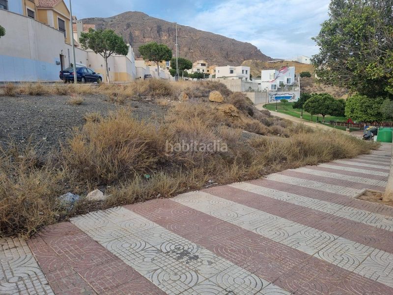 Foto 53f2e2af-bc1a-4af5-89a4-32e68a5b6ea8. Terreno residencial solar en la zona de chalet de las colinas, aguadulce !!! en Roquetas de Mar