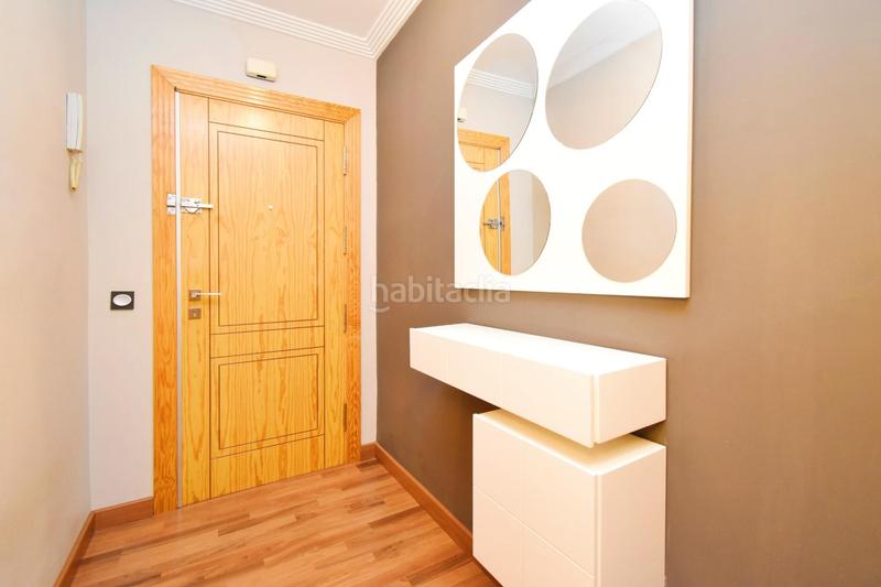 Foto 4c5cdc17-26c9-4127-a636-8f693b3c2a0c. Piso descubre tu nuevo hogar amplitud, confort y una ubicación inmejorable en Ejido (El)