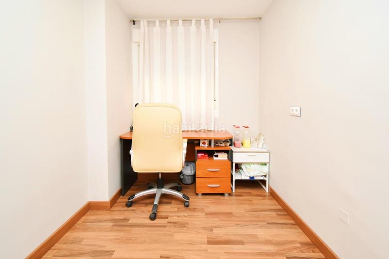 Foto eda74b79-e0fc-47b1-a8c4-d5fba364db37. Piso descubre tu nuevo hogar amplitud, confort y una ubicación inmejorable en Ejido (El)