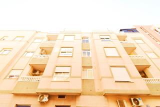 Flat in Pabellón - Estación - El Corte Inglés. Piso reformado al completo junto al auditorio de el ejido !!!!!