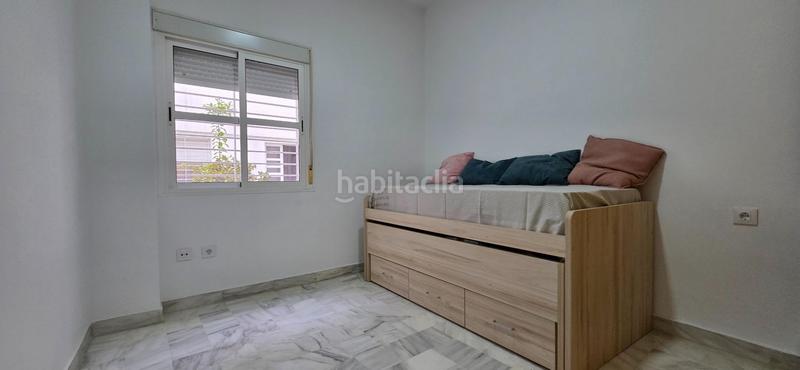 Foto db9548a5-8628-4c8c-896f-af74a8fbbc57. Piso  reformado en pleno centro calle hiniesta en Sevilla