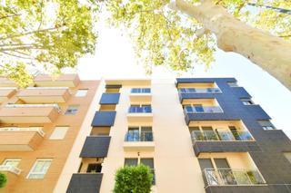 Appartement à Plaza de la Luz. Piso de 2 dormitorios en bulevar de ejido