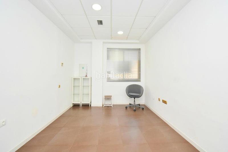 Foto 2b99c512-63ba-4966-b812-8eaa1efa784a. Alquiler local comercial tu nuego local de negocio está aquí! en Ejido (El)