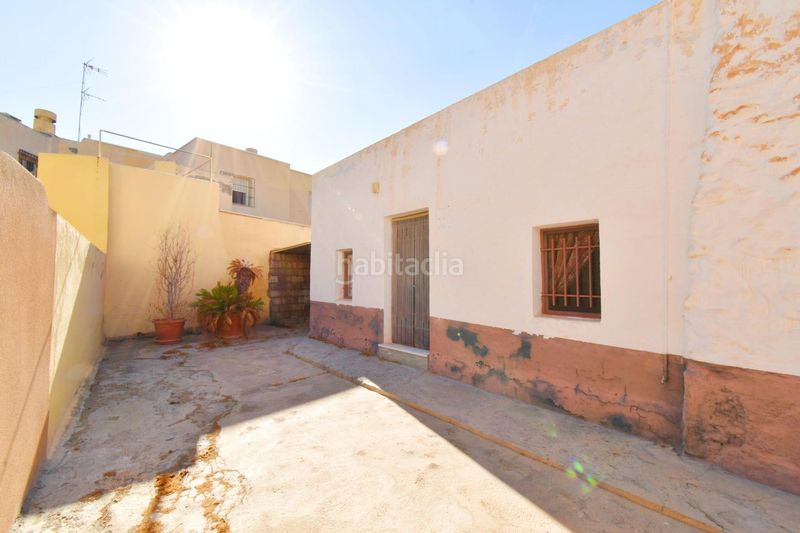 Foto a5a4ce64-2478-4e70-afea-25d69da9e2b2. Casa con parcheggio in Ejido Norte Ejido (El)