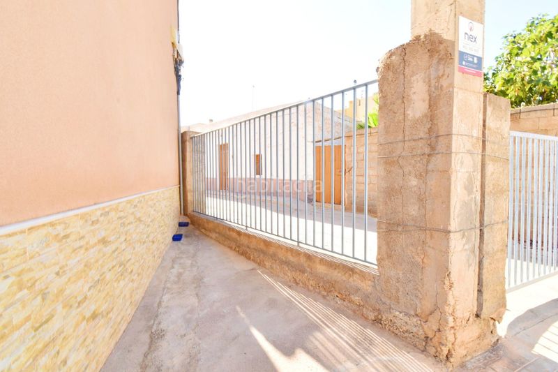 Foto d948bccd-6954-456d-80b5-d6e778fa7765. Casa con parcheggio in Ejido Norte Ejido (El)
