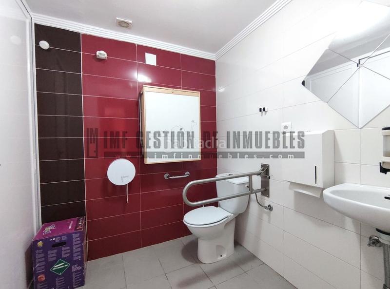 Foto 3d5d1494-f5ab-403c-bf92-1bbcee27407b. Local comercial a pasaje juan sebastián elcano 3 a Vélez - Málaga