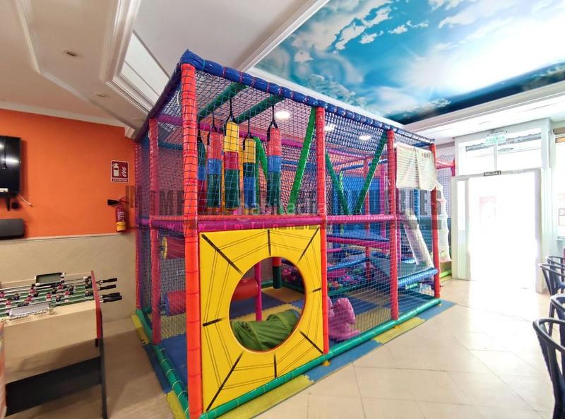 Foto 7c3d9dfa-71b9-4a1f-9e95-3ea86e44ec93. Local comercial a pasaje juan sebastián elcano 3 a Vélez - Málaga