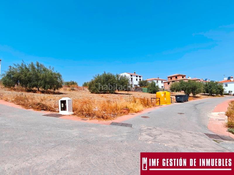 Foto fff967a8-599c-464e-8835-8aaeb0b7d466. Terreny residencial a calle del parque 5 a Viñuela