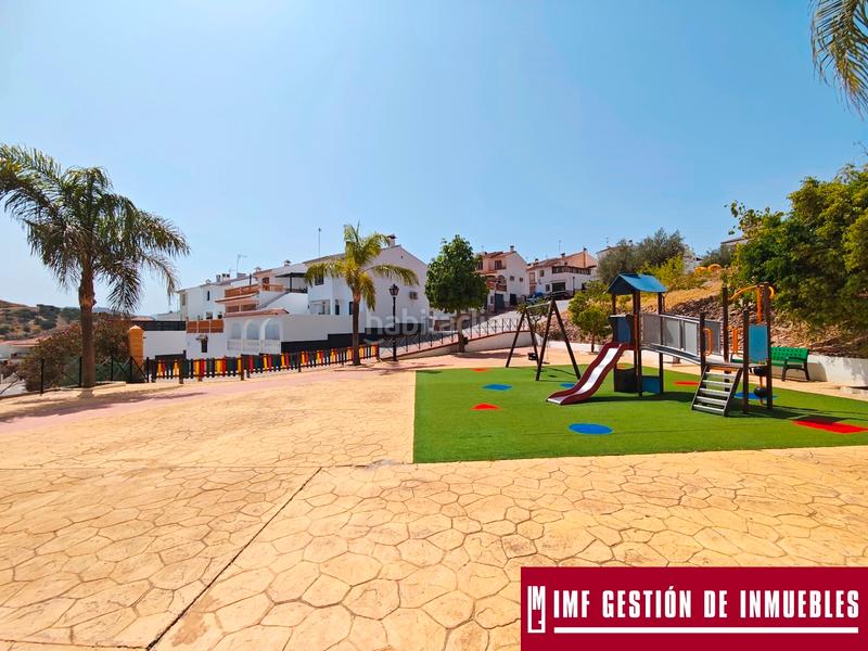 Foto 08dd84f3-3338-4940-acf7-37ee017fa7ce. Terreny residencial a calle del parque 11 a Viñuela