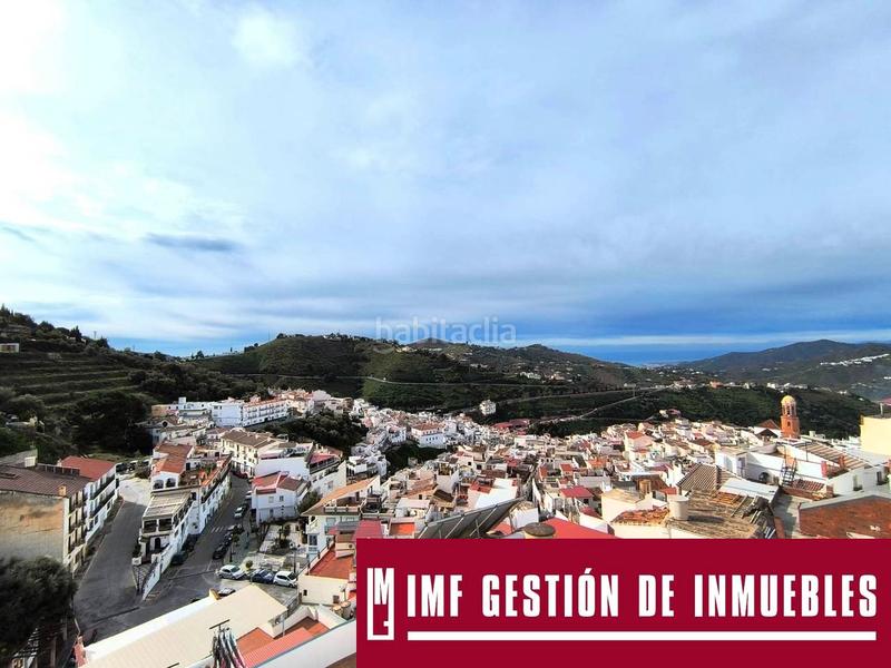 Foto c364b355-74ee-495e-a23f-1a48f0a6d4fa. Casa preciosa vivienda reformada con 3 dormitorios y cochera . en Cómpeta