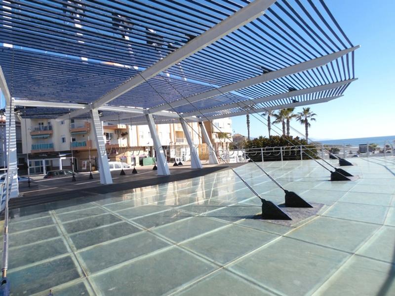 Foto 0a052f10-3efc-4ab3-8c0e-7ab0dfb0ac50. Casa adosada en calle castillo bajo 110 imf gestión de inmuebles vende fantástico adosado en segunda línea de playa costa. en Torrox