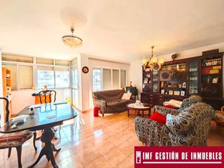 Etagenwohnung en Avenida antonio tor tor 22. ?? oportunidad nica en torre del mar, piso 3 dormitorios avda