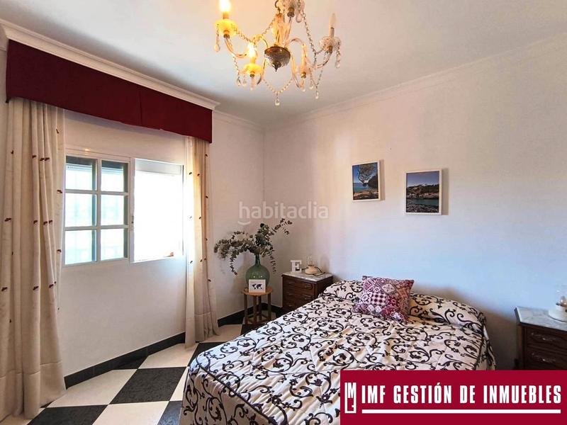 Foto 002ac31c-afd3-496d-8dde-931b323d4b2d. Masia amb xemeneia aparcament a Norte - Barrio del Pilar - El Reñidero Vélez - Málaga