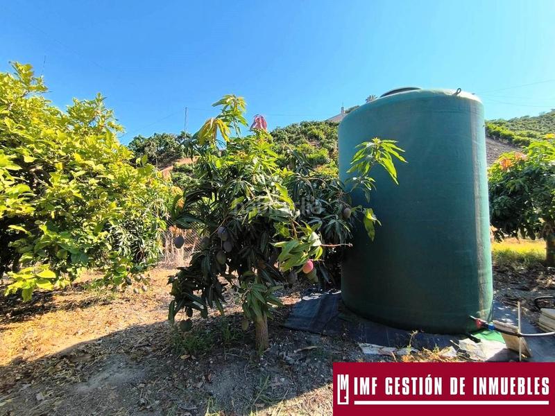 Foto 62bc87dd-eecf-4146-9b48-313febeeae11. Masia amb xemeneia aparcament a Norte - Barrio del Pilar - El Reñidero Vélez - Málaga