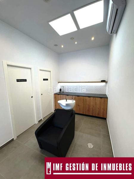 Foto 61c6ed79-38d8-49ea-837b-a250dc6131e4. Alquiler local comercial en calle acuario 5 magnífico local totalmente reformado en la zona de la azucarera. en Torre del Mar