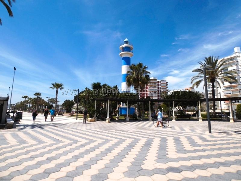 Foto ba47ef9d-920a-40a0-a541-46261e6fd461. Appartement dans calle pintor cipriano maldonado 3b dans Torre del Mar