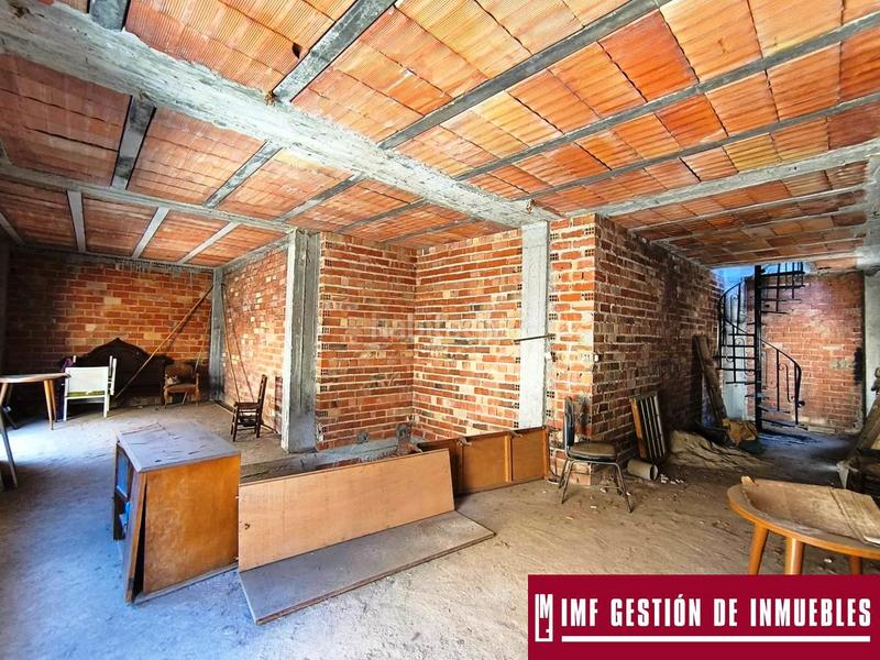 Foto a9d573f4-2ecd-4ec6-9277-89273c4c7ecf. Maison avec parking dans Benamocarra