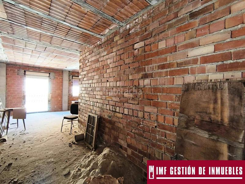 Foto c7baf898-261f-4790-a717-975b66c0ce61. Maison avec parking dans Benamocarra