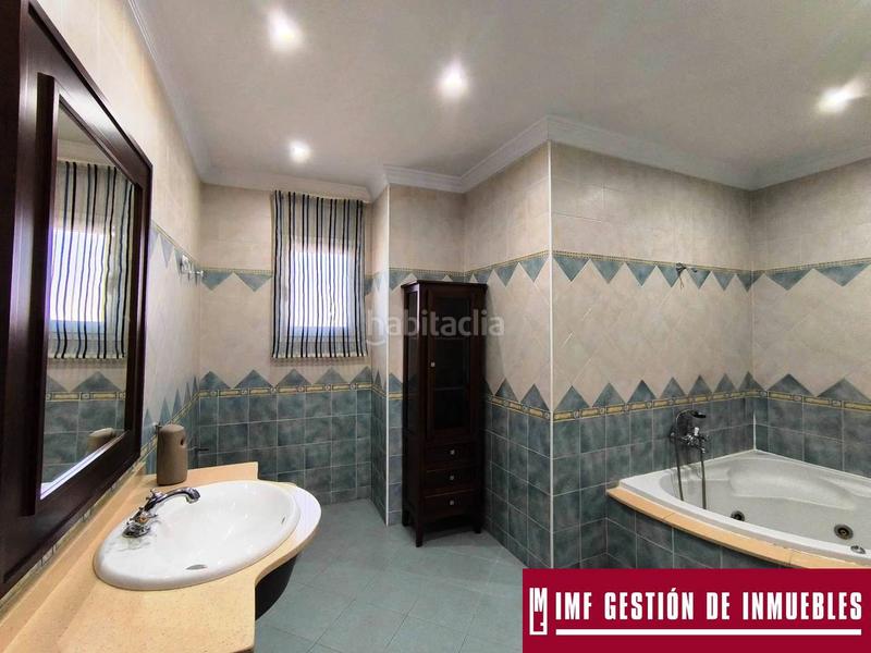 Foto 13048a7e-e2a8-437a-876b-9dcbec4363c2. Haus mit heizung parking pool in Camino Algarrobo - Las Arenas Vélez - Málaga