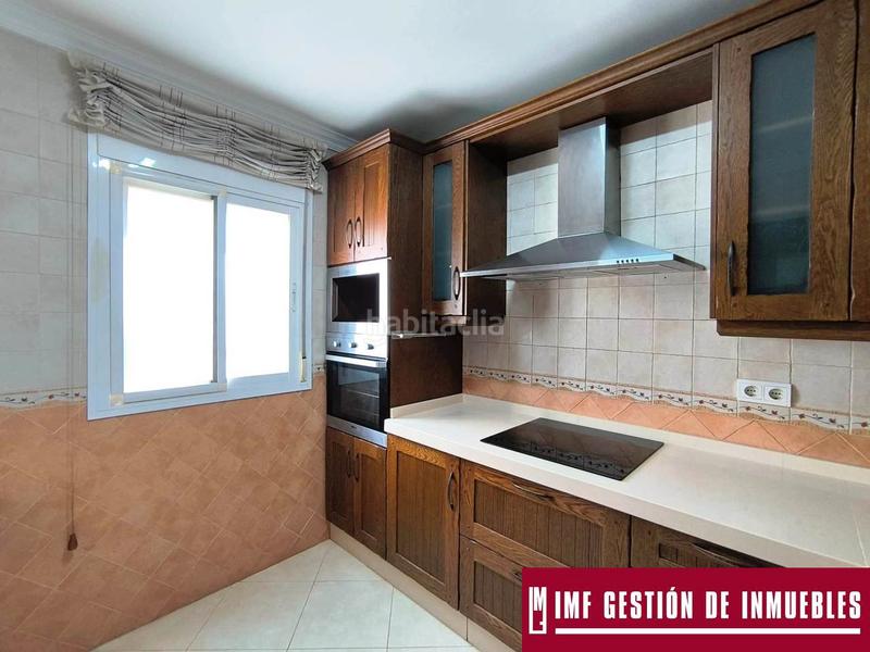 Foto 942fc0db-7e3f-4573-988e-71c7051efffa. Haus mit heizung parking pool in Camino Algarrobo - Las Arenas Vélez - Málaga