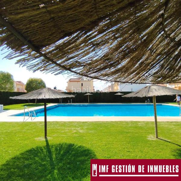 Foto a9b2e22a-fdf8-41d3-b6dc-99d455033647. Chalet in urbanización limonar 67 in El Limonar Vélez - Málaga